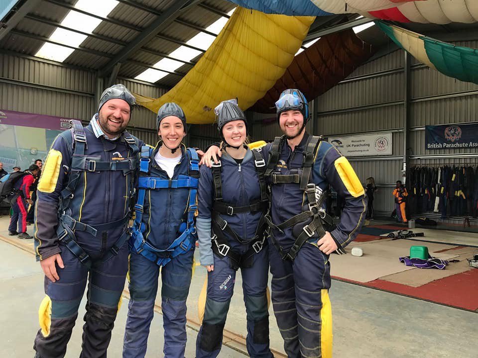 EastEnglandAmb's tweet photo. Well done to our four student #paramedics, Laura, Rhys Tom &amp; Katie for skydiving in aid of @EastAngliAirAmb An experience you'll never forget!  Still time to visit their just giving page - https://t.co/PeLawkTkXs
@EastEnglandAmb @CambsPboroCCG
#HeroesInGreen https://t.co/NTP9dhio0y