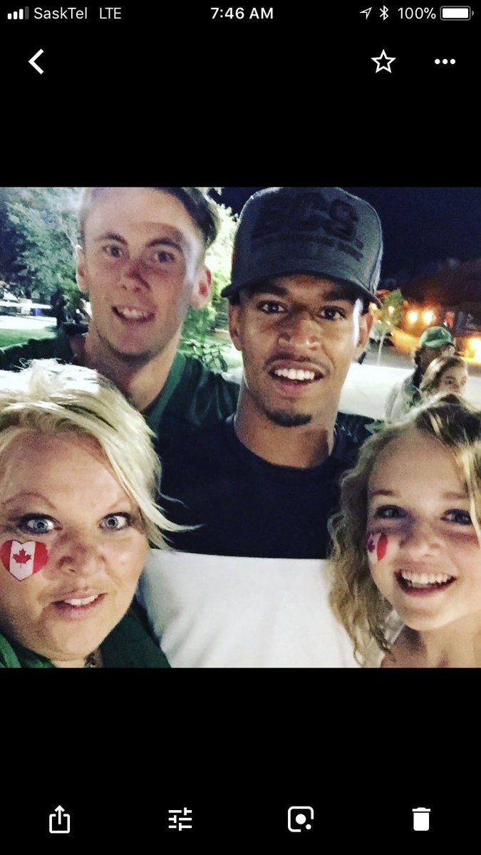 RiderMommy's tweet photo. We too are on team #BringCraigBack @craig_deuce https://t.co/JsJnpXbwnk