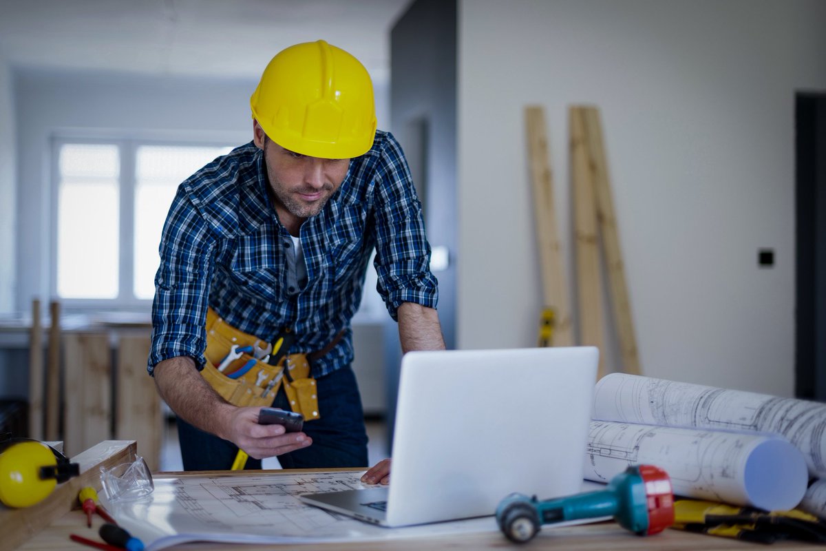 HiLiteSystems's tweet image. "...#construction projects, on average, are about 60% over schedule and 50% over budget" Why setting KPI's can improve how your business operates: bit.ly/2Jn7kkr #ConstructionSite #ConstructionWorker