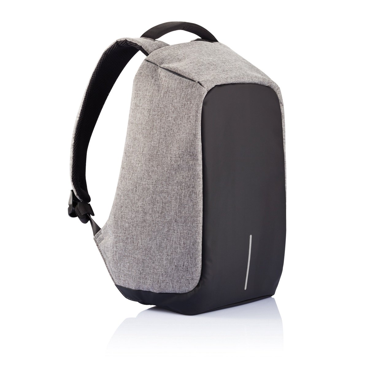 uber_kenya's tweet photo. It’s our final giveaway! 😎 Win an anti-theft backpack from @bluelinegifts shop by following @bluelinegifts on Instagram and use the hashtag #UberMovesAfrica in a sentence! https://t.co/isz2B75G84