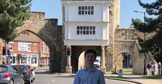 RMEnglishYork's tweet photo. You will never guess what I found out today... #harrystakeover #walmgate
https://t.co/6qfi893iOS https://t.co/PxxwbUWyIl