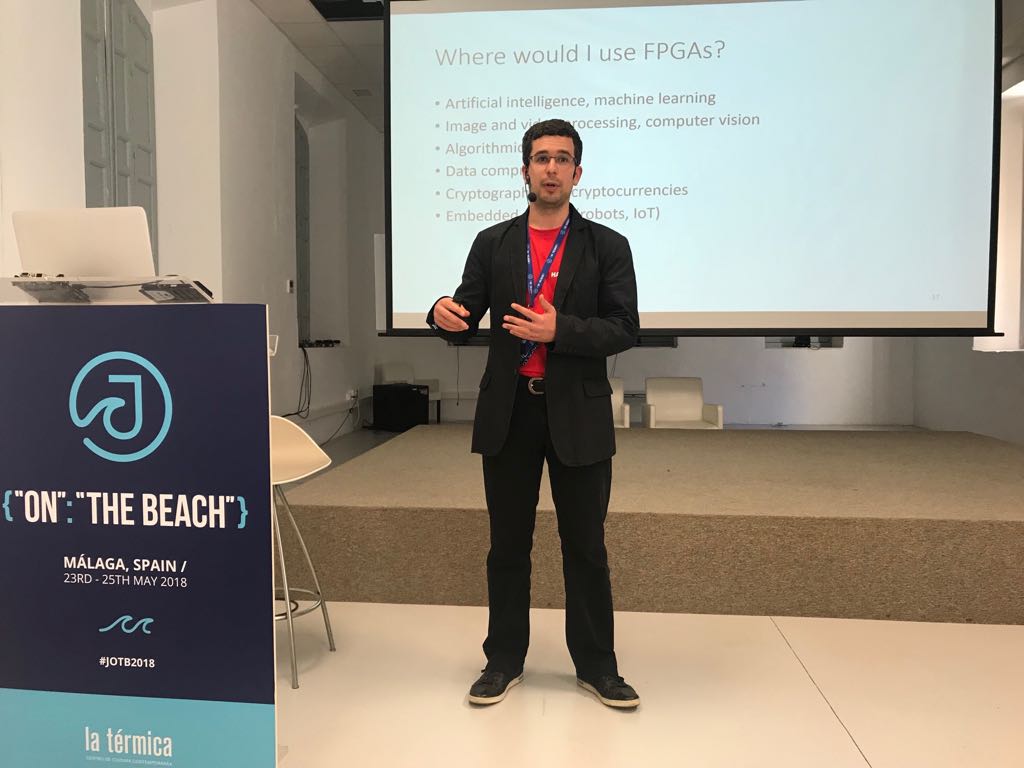 JOTBConf's tweet image. @zlehoczky explains what your can use FPGAs for, a fundamental part of the Hastlayer project 😉 #JOTB2018 #ParallelAlgorithms