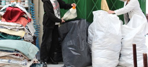 Double whammy today great piece by <a href="/HertsCommunityF/">Hertfordshire Community Foundation</a> &amp; amazing fabric donation from <a href="/AshleyWilde/">Ashley Wilde Group</a> 
Both greatly appreciated.
Closed tomorrow Friday - open Saturday 10am-4pm then back next Tuesday.