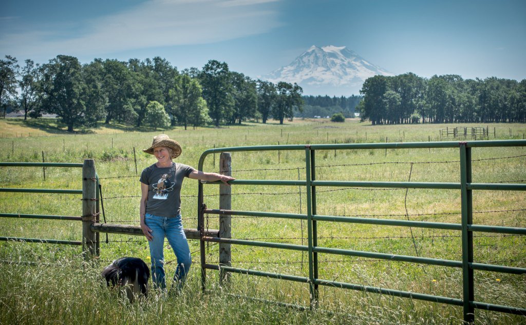 TechCrunch's tweet photo. Crowd Cow, offering ranch to table meats, picks up $8 million from Madrona, Ashton Kutcher https://t.co/VB9xXJJTDP by @jordanrcrook https://t.co/NHKeygOZjR