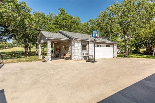 LauraBrealtor's tweet photo. 519 Durbin Ct, Runaway Bay, TX 76426
BEAUTIFUL 3 bedroom, 2.5 bath, 2 story golf course home! Call me today 817-455-9464!
https://t.co/ekujh4aZam
#parkerpropertiesrealestate #laurablackburnteam #laurablackburnrealtor #runawaybaytx https://t.co/lWLmZnhPET