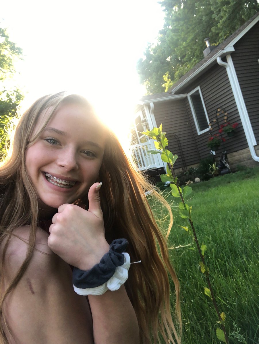 Butterfly_Byram's tweet image. Be like @_jennajoslin and plant a difference all life benefits from! #treesforkids #IADNR #SlabaSciecne #DNHLearners