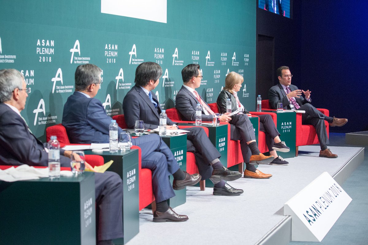 ThinkDemocracy's tweet photo. Thanks to @asaninst for inviting @Walker_CT to discuss China's #SharpPower during the 2018 #asanplenum in Seoul last month. Notes from the discussion:  https://t.co/G9kIkb1wQ3 Read the full Sharp Power report here: https://t.co/mf9jBJzYLZ https://t.co/rO0mz3BruZ