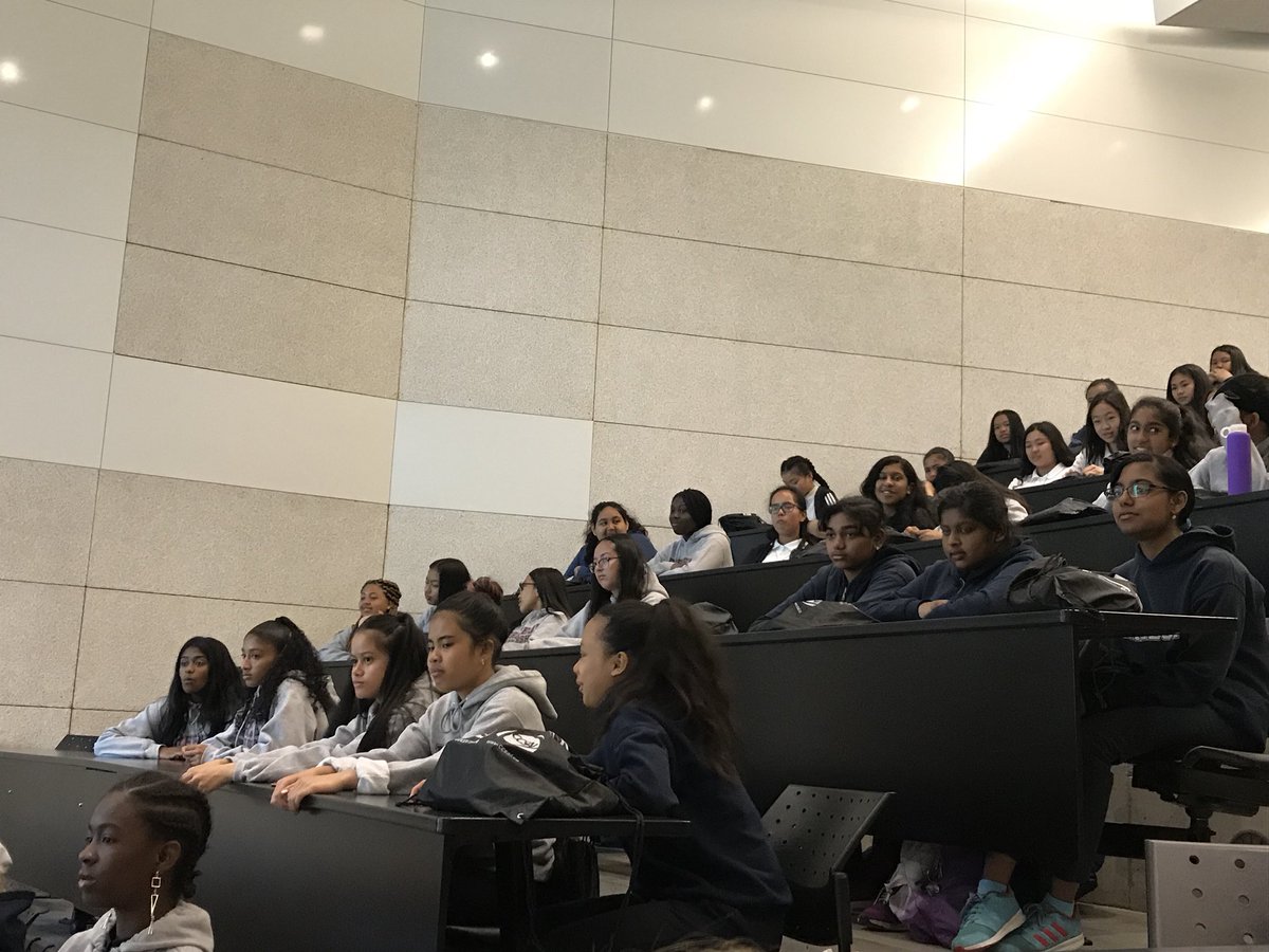SgroiAudrey's tweet photo. Grade 7/8 Ss Exploring non- traditional careers at Centennial College. #ExperientialLearning #strongwomen @ginvin25 @jfantinato @TCDSB https://t.co/EGAKHA0vvE