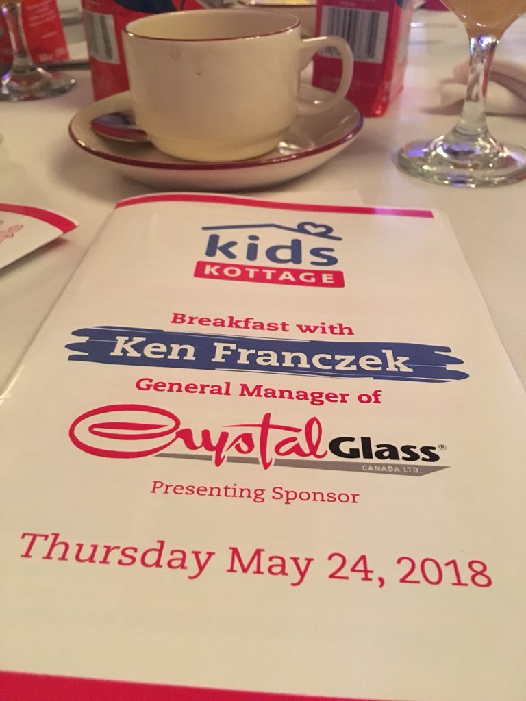 BerntToest's tweet photo. Enjoying some #kottagebreakfast with @LedcorGroup in support of Kids Kottage. https://t.co/J5JEZWoC33