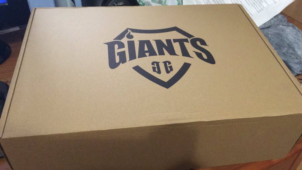 SufferingGaming's tweet photo. @GiantsGaming @EsportsVodafone  ¿Que sera? https://t.co/RrN2kfpbSD