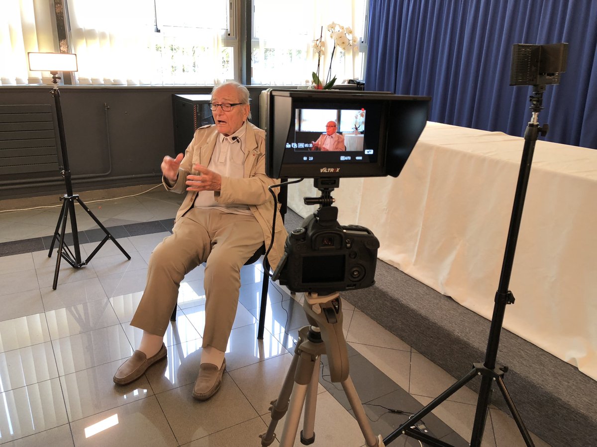 Stolasprod's tweet photo. Documentaire pour l'Arac St Marcel sur M. Michel CACCIOTI ancien résistant et ancien combattant qui s'est engagé à 16 ans dans la #Resistance  au sein des Francs-Tireurs Partisans, ce militant du devoir de mémoire mène sa vie comme une succession d’engagements. #DevoirDeMemoire https://t.co/Ah9XgaclMC