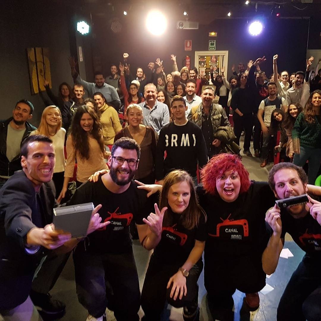 EscuelaJamming's tweet photo. Nos vemos mañanaaaaa!!!!!! Reserva te entrada en telon@teseoteatro.com A las 21.30h 
#EscuelaJamming #CanalJamms #ImproSpain #aTopeDeImpro #MadridDeMisAmores #madridMola #MadridMeMola #MadridMeMata #teatroteseo #teatreros #planazos #planesporMadrid #creatividad https://t.co/3Zw9PHEpn9