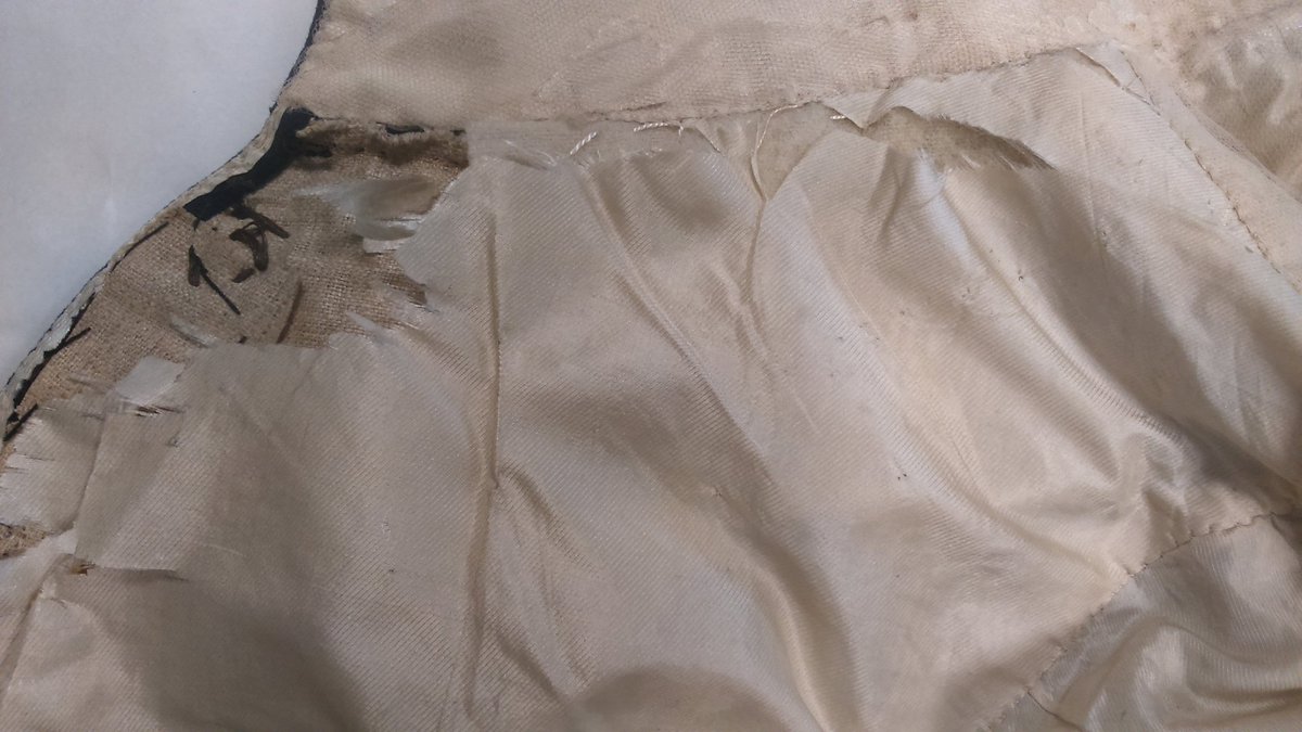 morwenas's tweet image. Beautiful silk embroidery on @LymeRegisMuseum court suit. Stabilising fragile silk lining #textileconservation