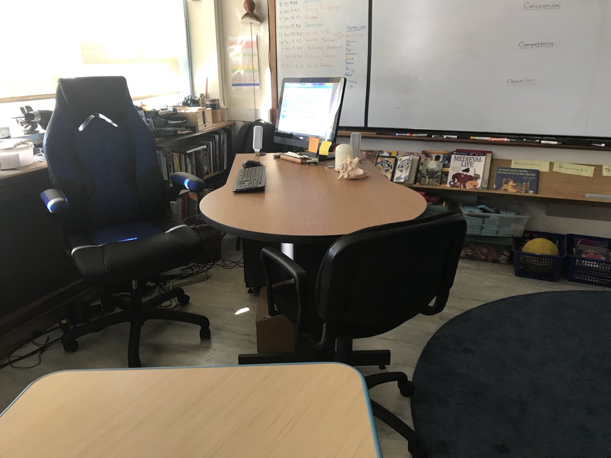 holagregory's tweet photo. #aelincoln Thanks Maintenance Team for all you do! ¡Gracias Equipo de Mantenimiento por todo lo que hacen! https://t.co/0UkRT2nGB4