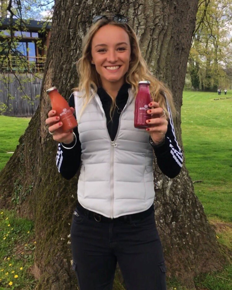 empress_juice's tweet photo. Empress for the King 😂 💫 @kingeventing https://t.co/qG9pdKDB3T