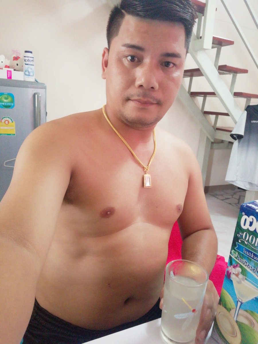 NChumpae's tweet photo. ไปตัดผมมาน่ารักน่าเอาไหมคับ https://t.co/EQgWKmCcTu