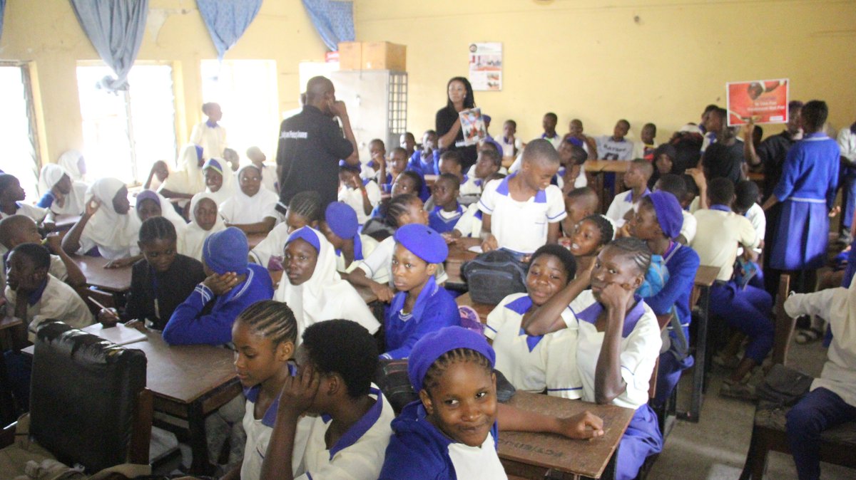 saveconsumers's tweet photo. Sensitization and Advocacy against Drug abuse at Maitama Junior Secondary School Abuja.We need to get the message out and early. https://t.co/uMtjyc4aQL