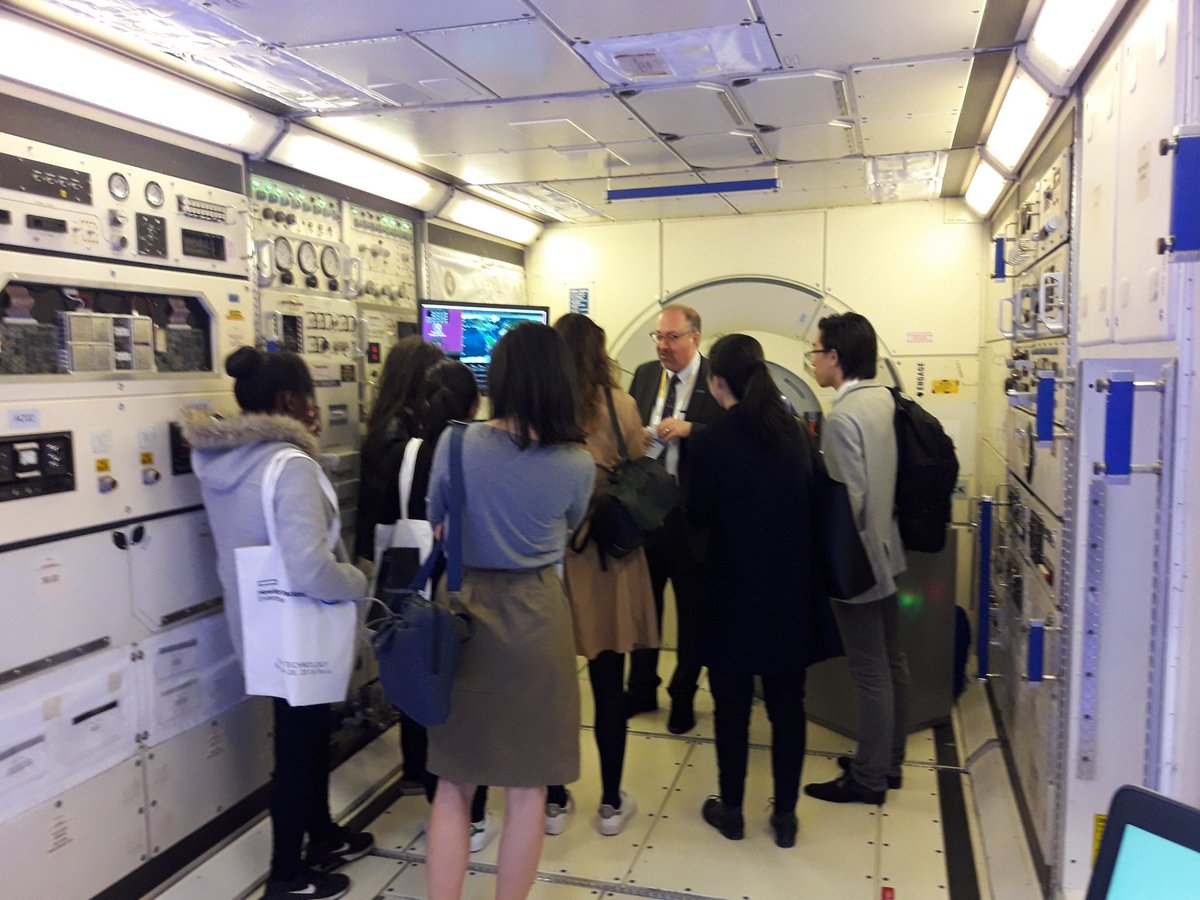 XtianLaporte's tweet image. Voyagez dans l&apos;espace en venant sur le stand @HPE_FR à @VivaTech #SpaceBorneComputer