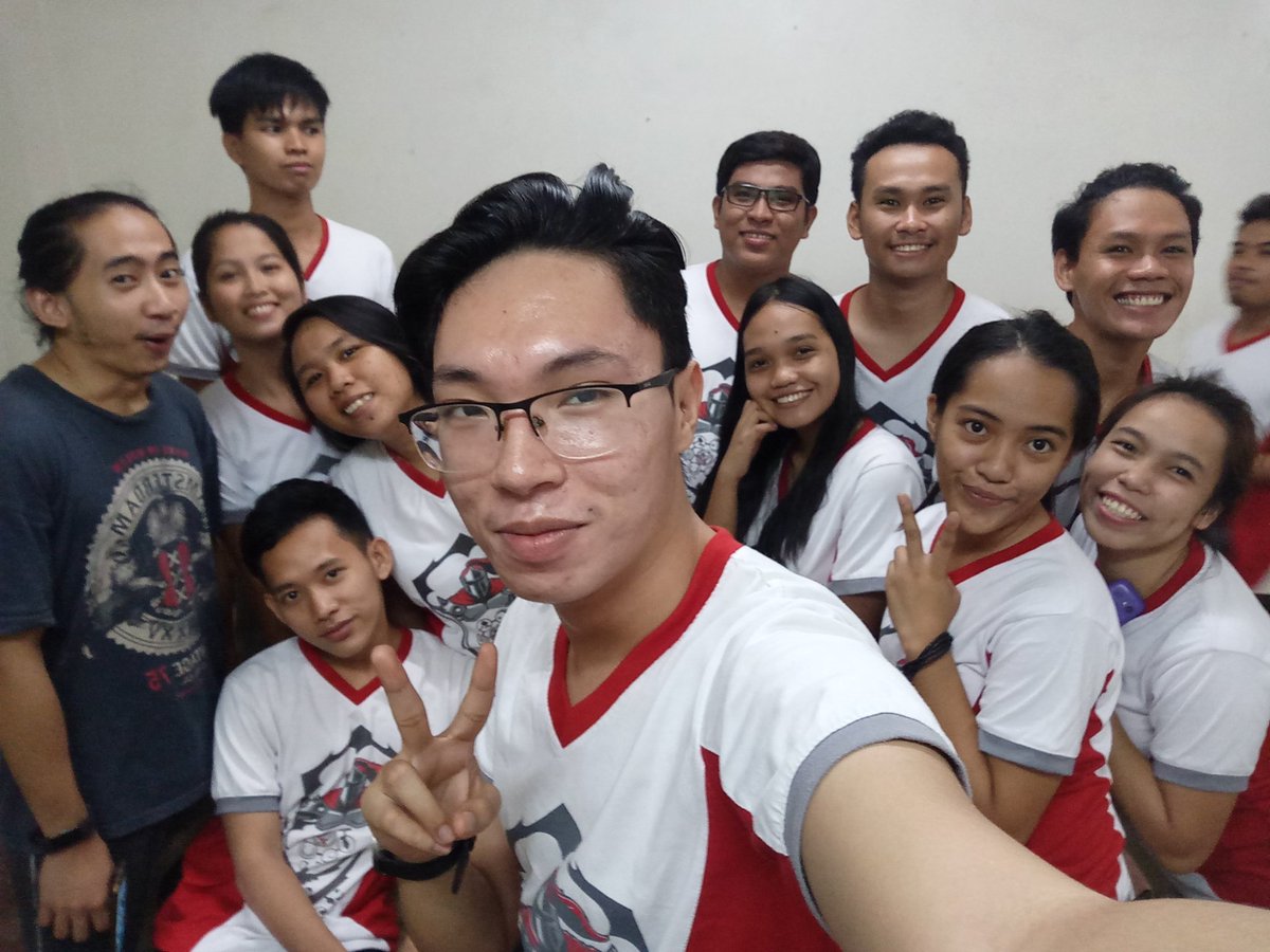 juleskamote's tweet photo. your 2018 CSSH student publication and folio staff ❤❤❤ #Pingkian #Ningas https://t.co/nqphyaX8Hr