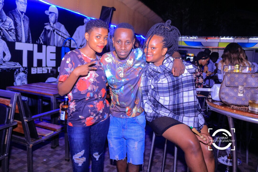 enewsug's tweet photo. #Tonight #ThursdayPlot
+256 Video Premiere Tonight at @WAVELounge ...... 100% strictly UG ๐บ๐ฌMusik hosted-by Dvj Mercy Professional and @mckatsug @dvjmercypro
FREE ENTRANCE.
Pizza@20k
UG Coconut @60k
#WaveLoungeKololo https://t.co/0QVtOdkGCS