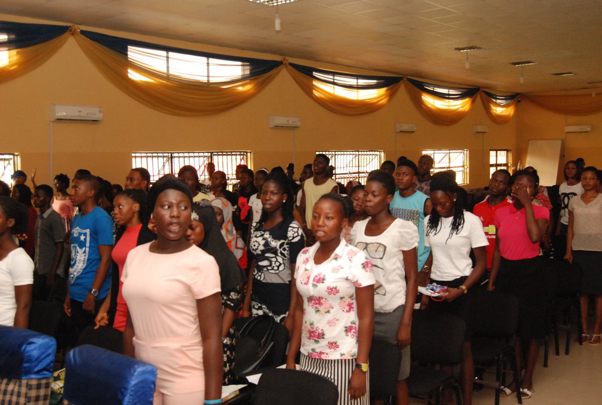 tasuedmarket's tweet photo. National Anthem during the #GateSummit2018 happening live in #Tasued

@SkimaSax @woldezzy @OnlineHubNG

#Ijagun, #IjebuOde, #OgunState #Governance #Agriculture #Technology #Entrepreneurship #TeamTASUED #TASUEDites #StayWoke #TASUEDConnect #Ijagun #IjebuOde #OgunState #Nigerin https://t.co/rakRoRx2m9