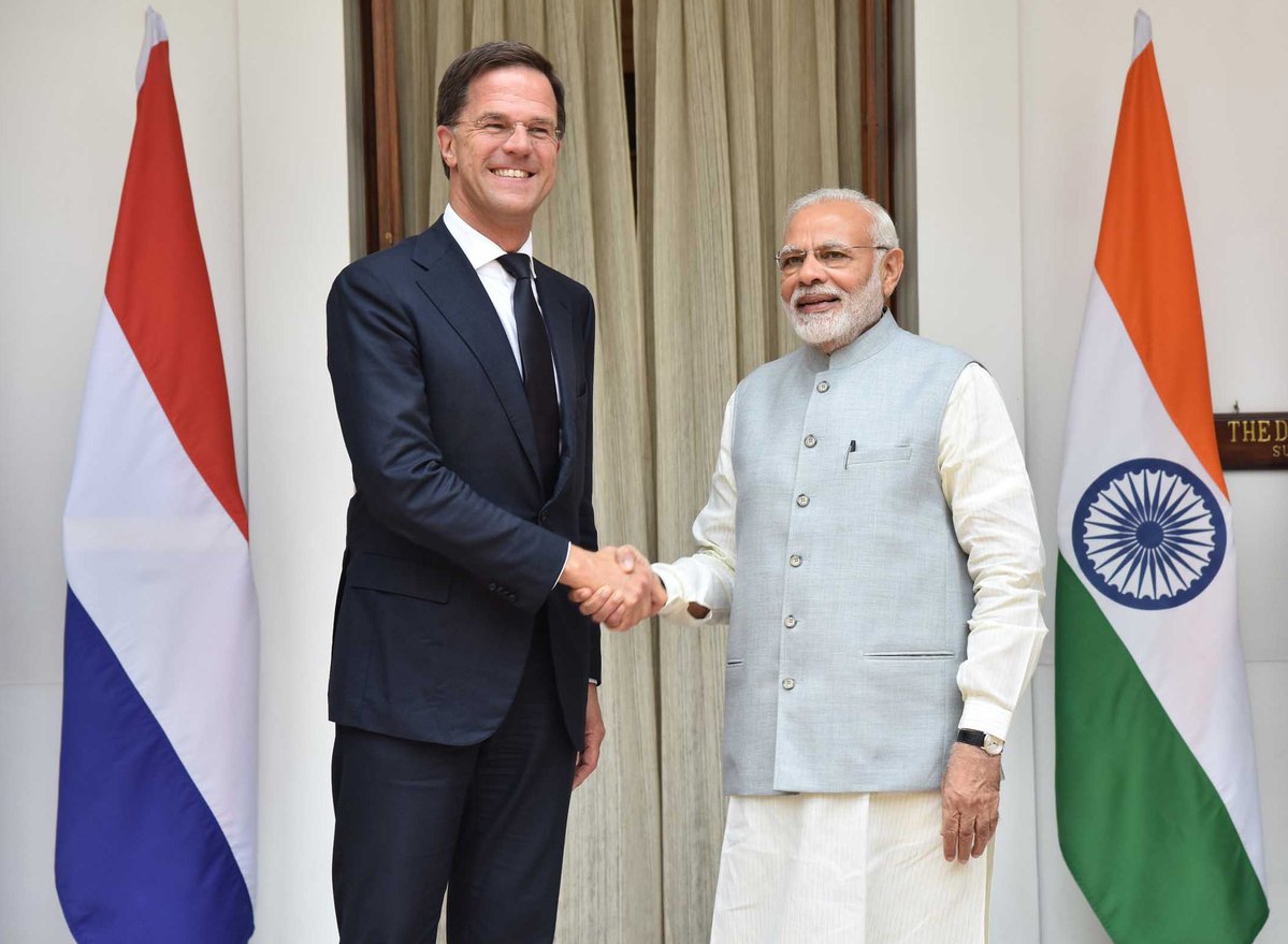 iDTeluguNews's tweet image. PM Narendra Modi meeting with PM of Kingdom of #Netherlands Mr. Mark Rutte .
#ModiInNetherlands #iDreamNews #NarendraModi