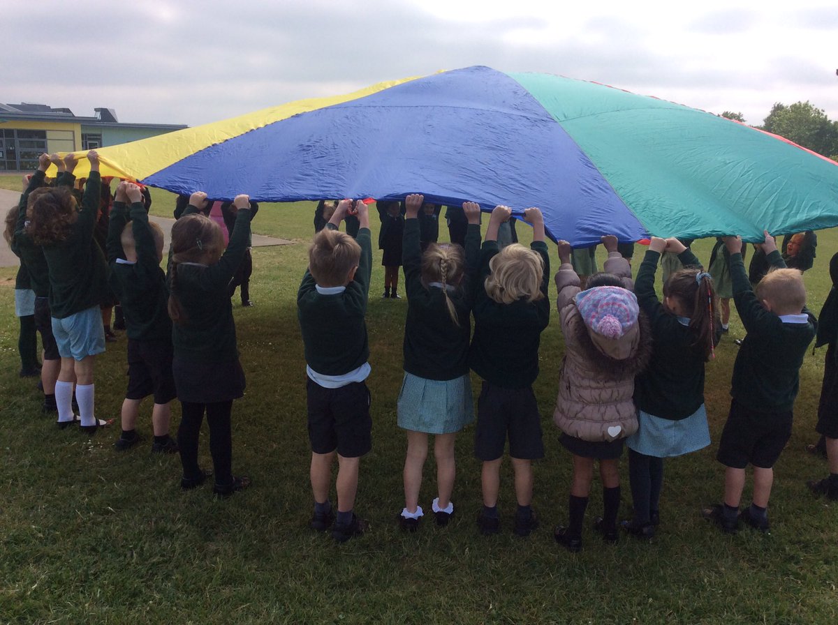 FSStLukes2017's tweet photo. Our Welly Wednesday fun with the parachute!! https://t.co/BGmPQQKMrE
