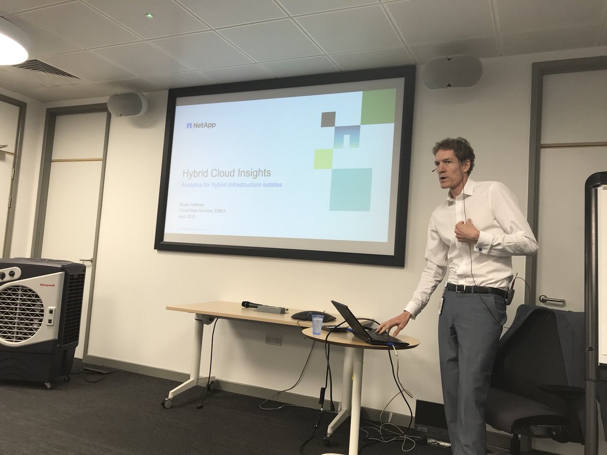 sparkletowers's tweet photo. Day two of #NetAppEngineeringDays NetApp analytics for hybrid cloud infrastructure with Bryan Hoffman. Building upon OnCommand Insight #NetAppUnited @NetappUk https://t.co/Tcp7HTpgpS