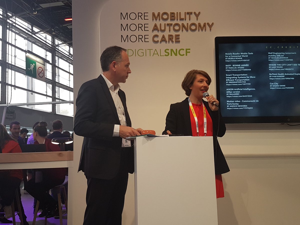 annemonie_'s tweet photo. Le projet #beacons en gare est lancé par #SNCF durant #VivaTech  plus de 300 gares équipée en #indoorlocation par #polestar https://t.co/EqN8pqjLgi