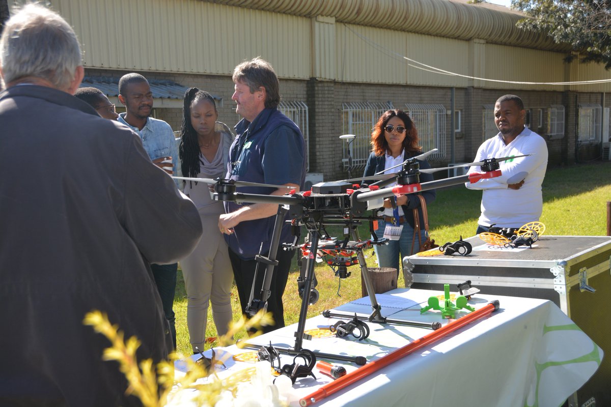 TLetseleha's tweet photo. Drone #eskomdigitalday https://t.co/WEIIObiYwE