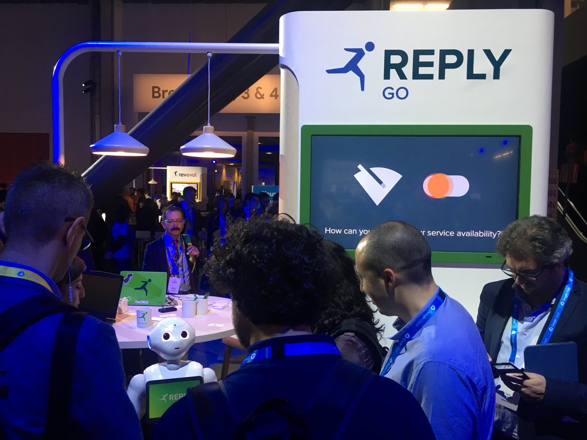 Reply_ITA's tweet photo. Pronto per il #GoogleCloudSummit? Vieni a trovare #GoReply per scoprire i segreti del #cloud. C’è anche #Pepper, il robot umanoide di #SprintReply. https://t.co/GMLERwYTT7