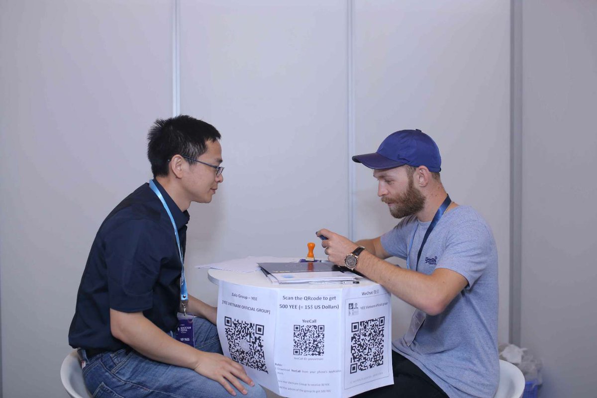 YeeCoOfficial's tweet photo. Day 1 at #BlockchainFestivalVietnam has been fruitful to Yee team. Nice to talk about blockchain and introduce #Yeeproject to the friends around the world. Look forward to seeing you tomorrow. https://t.co/ESHVlj7wfp