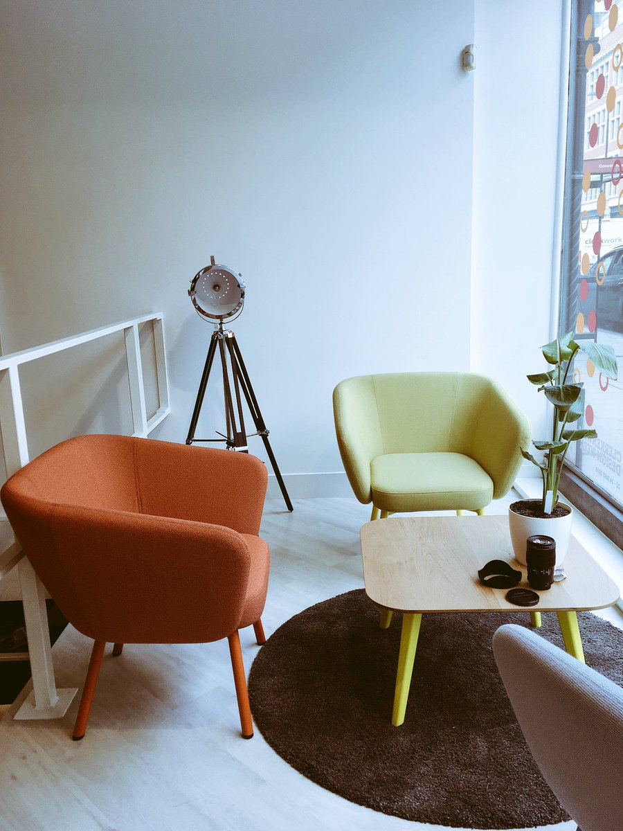 CDWfestival's tweet image. New collections from British furniture manufacturer @OceeDesign. Follow #OceeFreeArt to find hidden artwork around #CDW2018