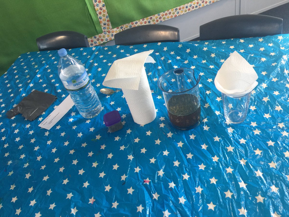 LilyHut26949657's tweet photo. Had a great science investigation lesson with my class. We’re learning about mixtures! Today I posed an investigation - “Can mixtures be separated?”. Students used sieves, colanders and paper towels to separate dry cookie batter, bird seed and tea! #acuedu_p https://t.co/3D2gxASXk9