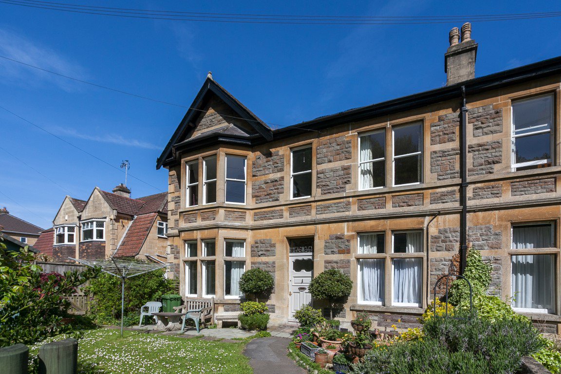 Pritchards Bath tweet media