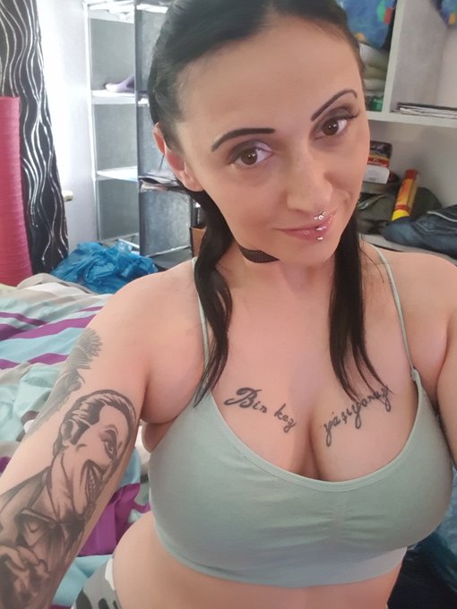 Bock auf mich dann besuche mich heute Abend noch in Dresden!  Du wirst es nicht bereuen sondern leer