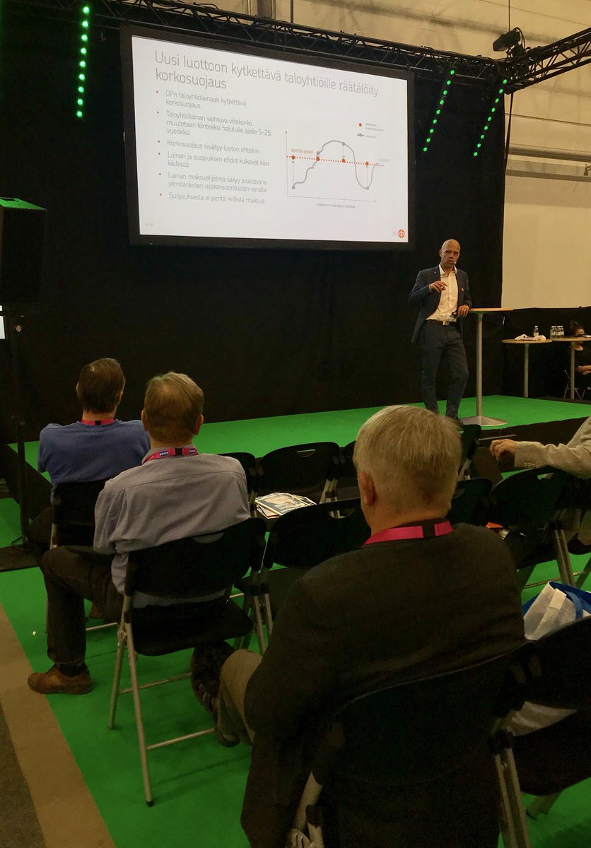 JKalkela's tweet photo. Korkojen nousulta suojautuminen on osa taloyhtiön pitkäjänteistä ja vastuullista taloudenhoitoa! Napakkaa puhetta taloyhtiön korkosuojasta @RealEstate2018 #taloyhtiörahoitus #ophelsinki #messupäivä @riittaraunio https://t.co/5mvIaRL5hn