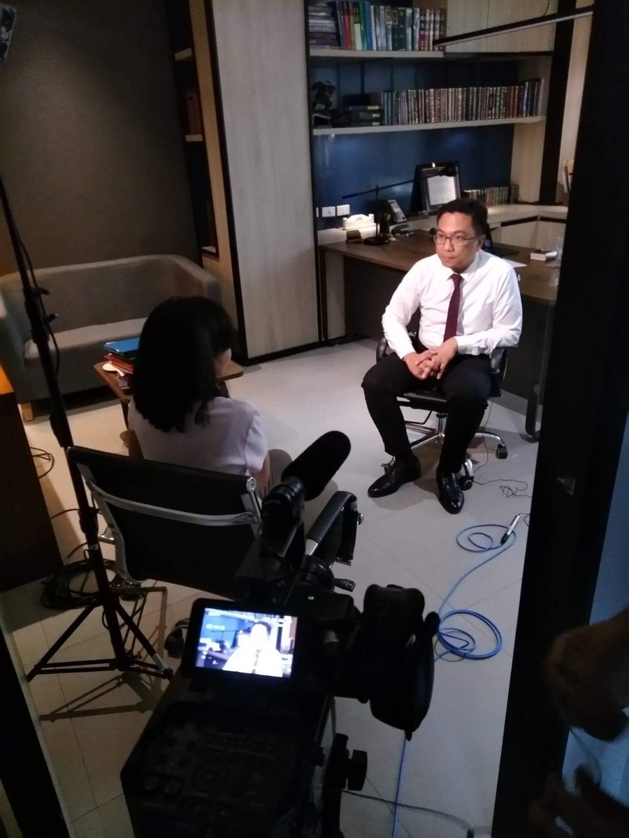 ralph_calinisan's tweet image. Interview with ABS-CBN on contracts and quasi-delicts.
#ObligationsAndContracts #Torts #Failon
#CalinisanDominoBeronLaw
📷 Earl Lerio