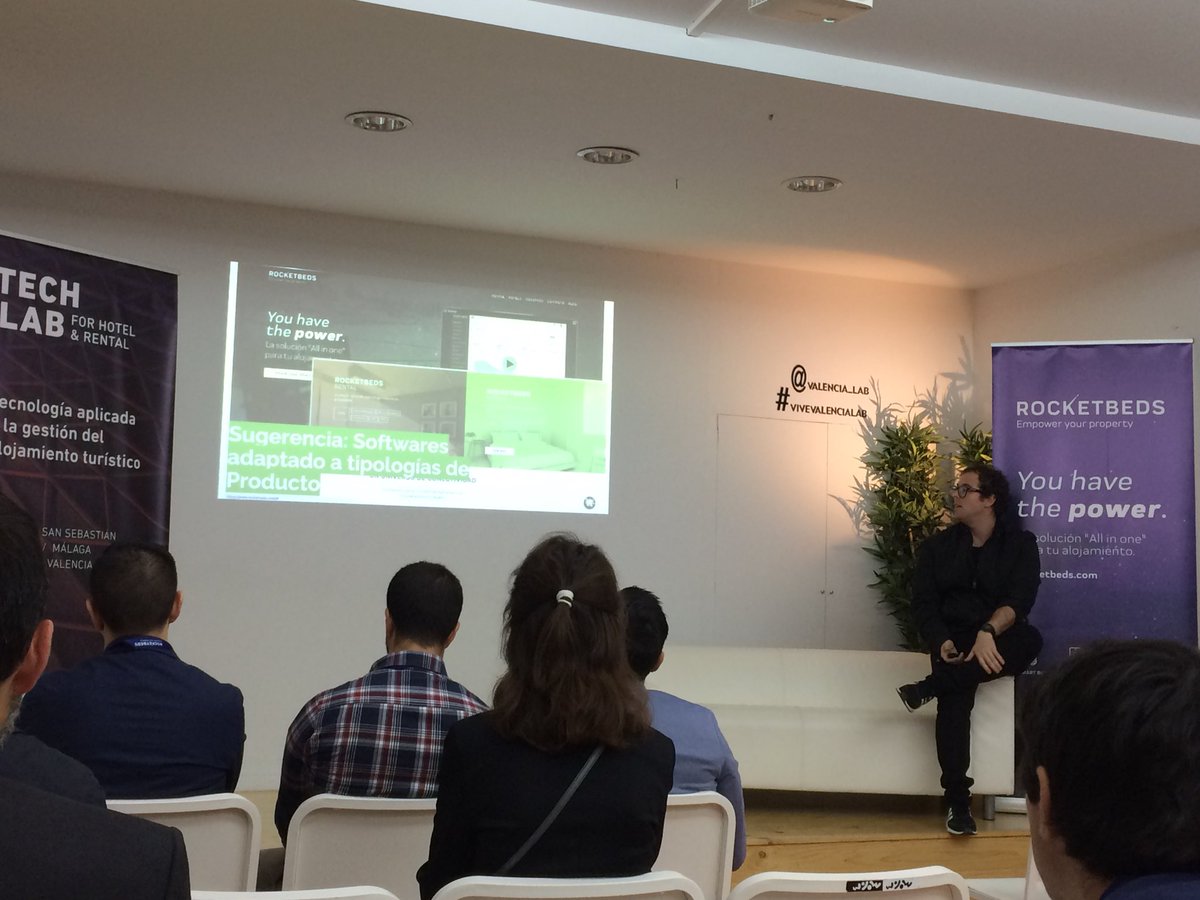 kvirrueta's tweet image. Las empresas que trabajamos con #tecnología tenemos que hacerlo de manera transparente y confiable, estamos en la era en que la #confianza aporta valor. La #tecnología son herramientas, lo importante son las #personas @andresturiweb 🙌 @rocketbeds @Techlabtravel @valencia_lab