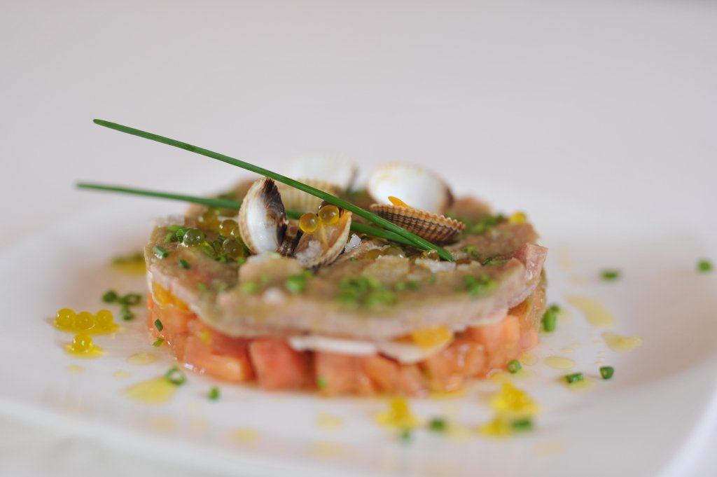 IV Semana del Atún Salvaje hosteleriachiclana.wordpress.com/2018/05/24/iv-…