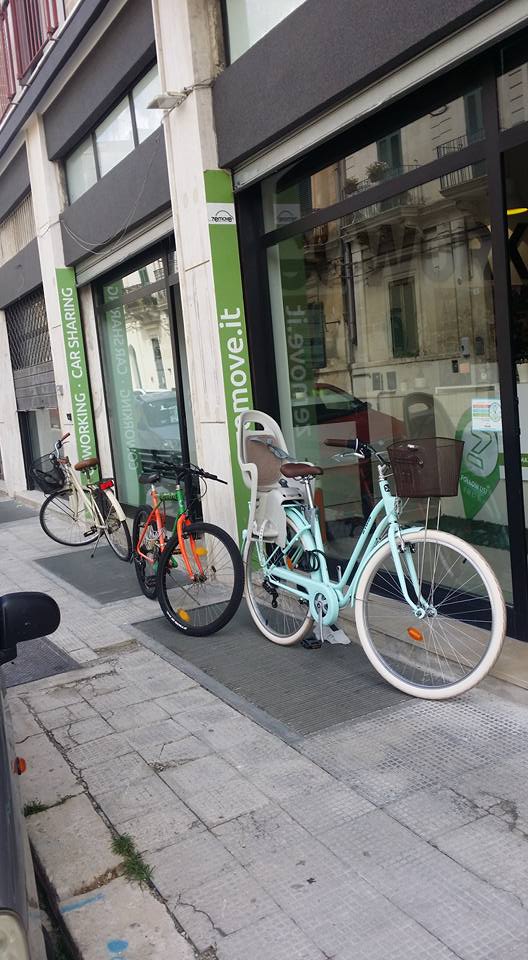 Le nostre bici sono pronte, vi aspettiamo domani dalle ore 9 per un'intera giornata dedicata al benessere e al lavoro. Scopri tutto il programma al link facebook.com/events/1812094…