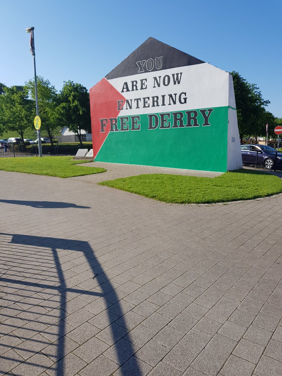 McCandless90's tweet image. Free Derry Corner looking well this morn #freederry #supportforgaza #Gaza #GazaMassacre