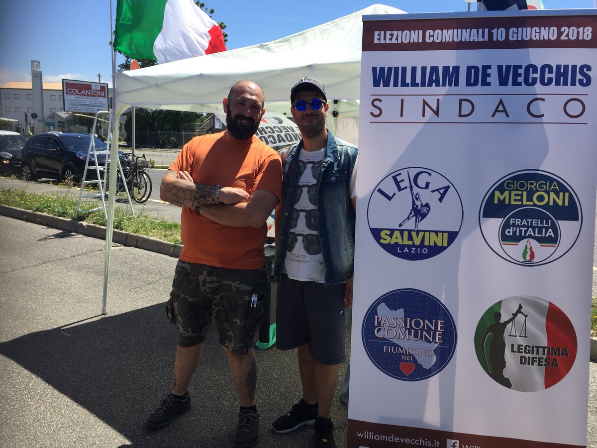 RoliUrsus's tweet photo. L'anticomunismo non si arresta!!! https://t.co/Oi4lMwQowd