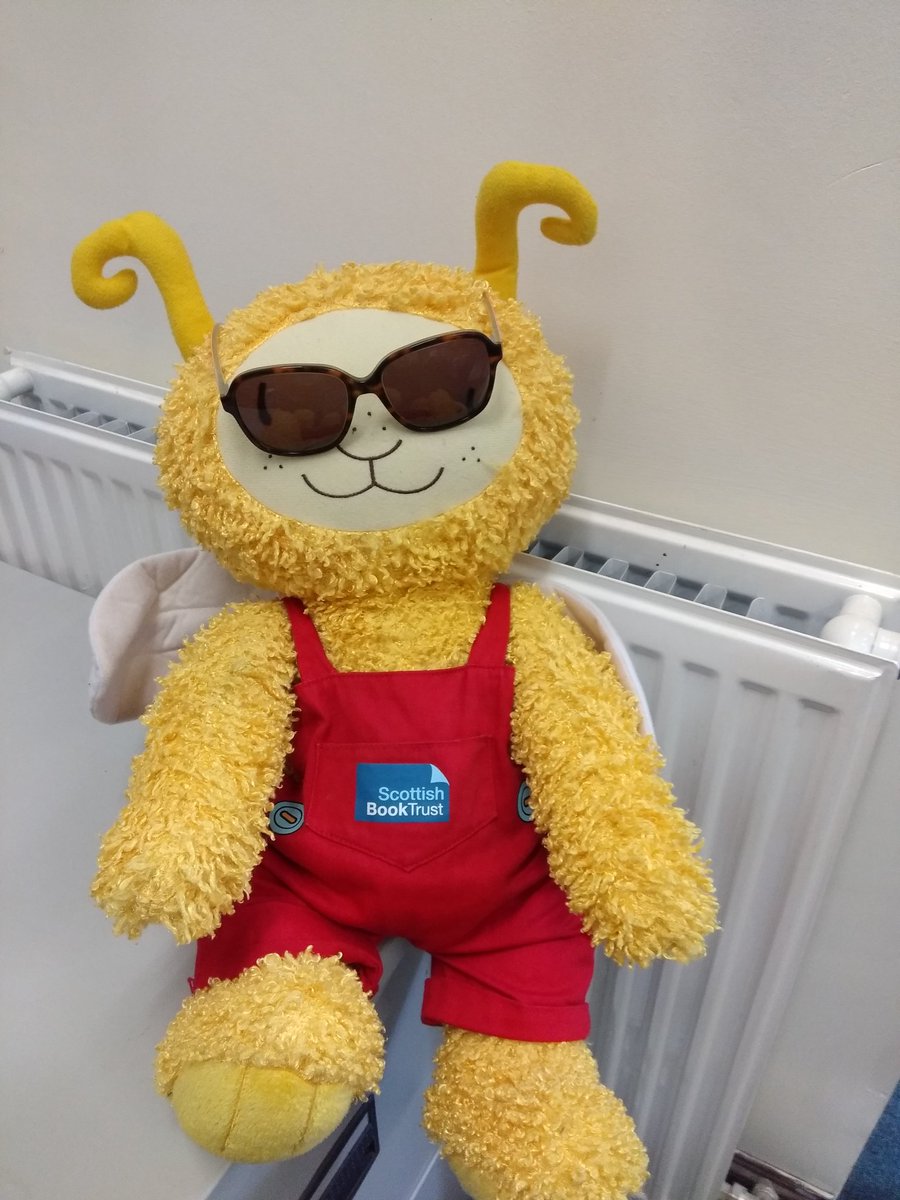 StirlingLibs's tweet photo. The sun is to shine and Bookbug ready for a 1pm session this Saturday @dunblanefling #bookbug #sunshineready https://t.co/LffxBMkQEO