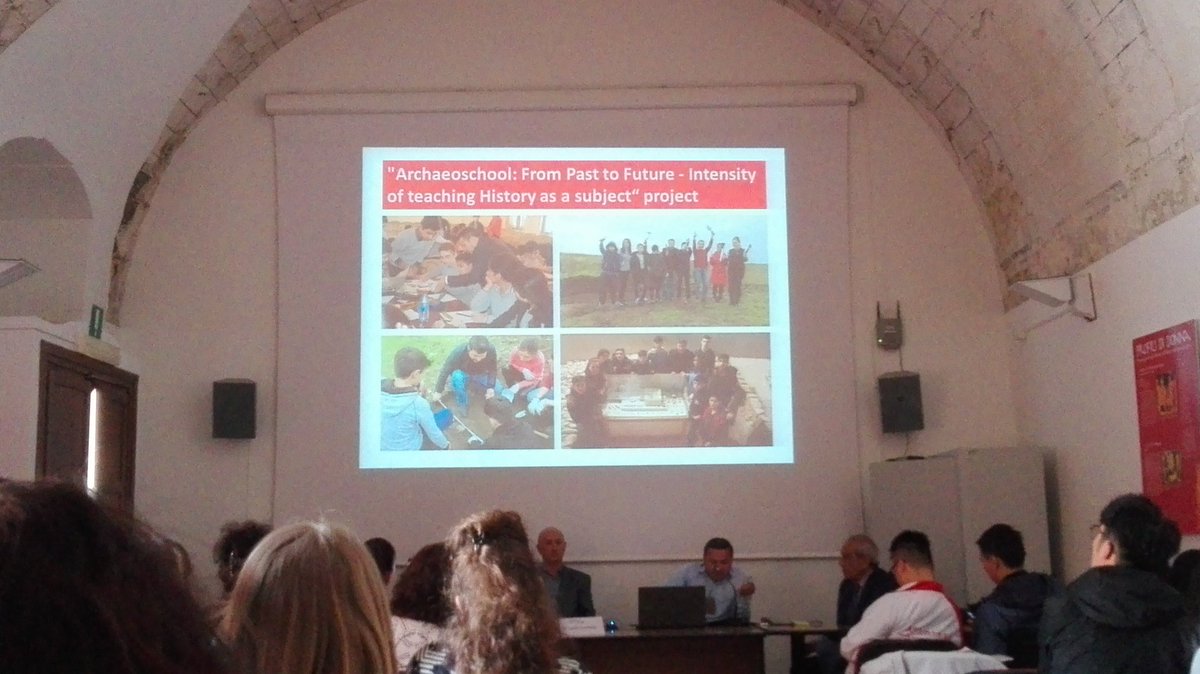 VEiLProject's tweet photo. . #Archaeoschool a project in #Azerbaijan in order to teach history to primary school pupils. Knowledge is the first step to get in touch with the Heritage and to preserve it! #VEiLinTransfer ,#Matera2019 #museivispi https://t.co/MEz8LLsvB8