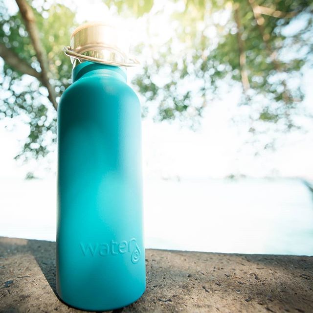 The blog entry is finally up!
Everyday I feel the weight of disposable plastics getting greater and greater, but there are solutions out there, we just need to spread the world and make it happen. I'd like to introduce everyone to my friends at Water3, a… ift.tt/2IGFjZa