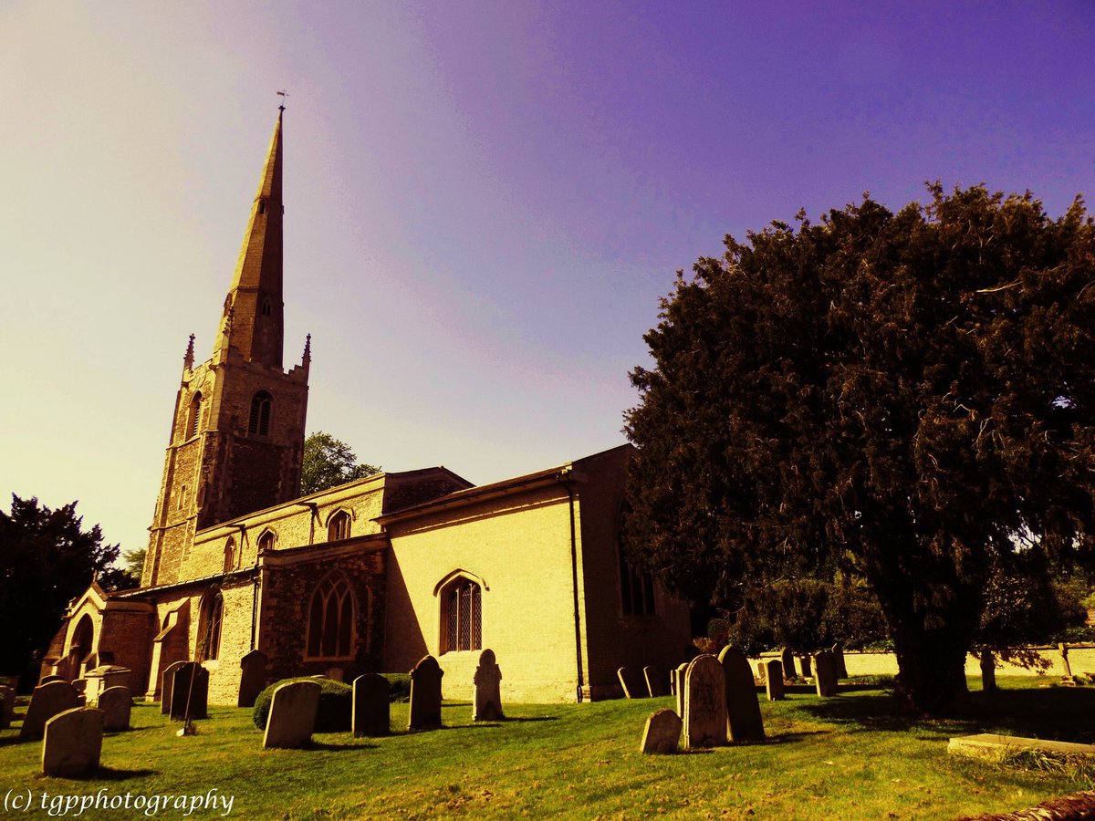 tompolkey's tweet photo. Capture taken of St Margarets Church on a recent walk at Hemingford Abbots near Huntingdon in Cambridgeshire #photography #church #historicalbuilding #churchphotography #colourphotography #colours #cambridgeshire #hemingfordabbots #stmargarets https://t.co/MhMcgwRAtC