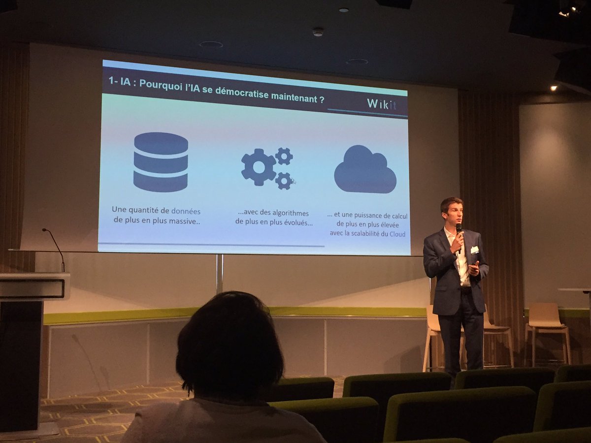 AssociationeSCM's tweet photo. Alban Costa @Wikit_ai présente son assistant intelligent #IA de #digitalisation du #helpdesk à la conférence #AeSCM https://t.co/Vk6TWDsqVu