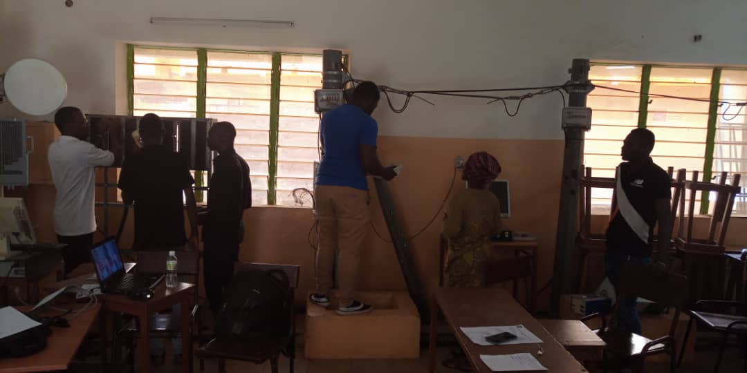 EmmanuelBama's tweet image. Examen pratique technicien #Telecom

#ESCT #PoleTech #BAMAKO
