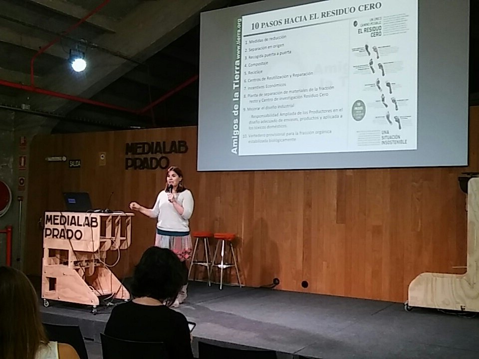 mmcanaves's tweet photo. #Ahora nos cuentan los @AmigosTierraEsp los 10 pasos para llegar a #ResiduoCero en pos de una economía circular. https://t.co/vwtR3YGcOA @MedialabPrado #Interactivos18 https://t.co/G27vaKfKcw